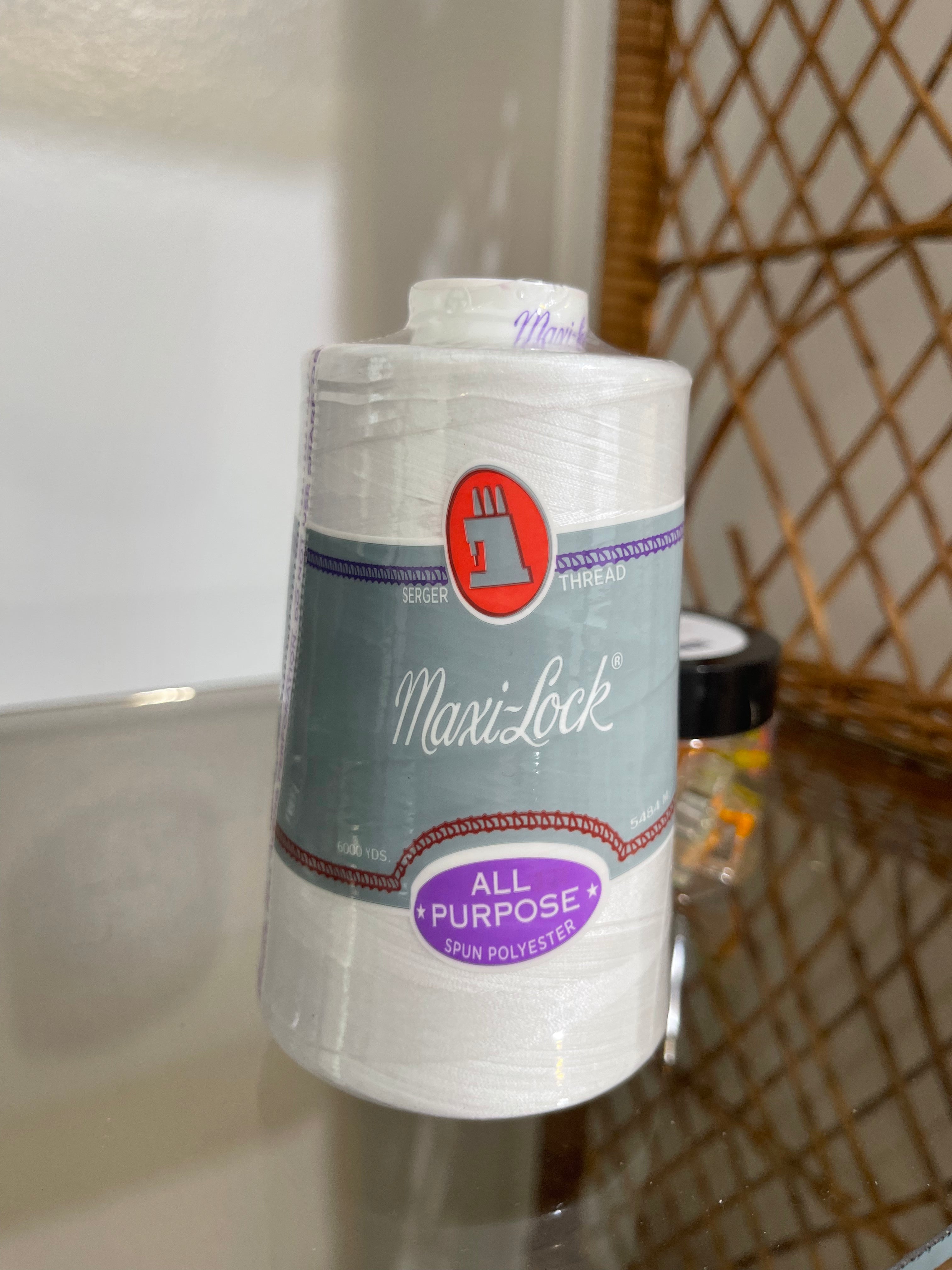 Maxi Lock Serger thread